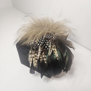 Elegant Feathered Jewlery Box